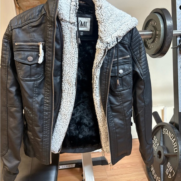 YMI Women's Black Jacket with Sherpa Lining - Picture 2 of 9